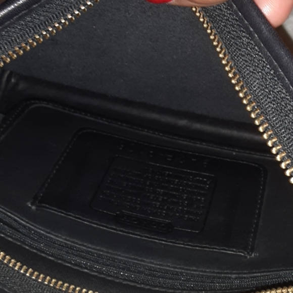 Coach - Picture 2 of 3